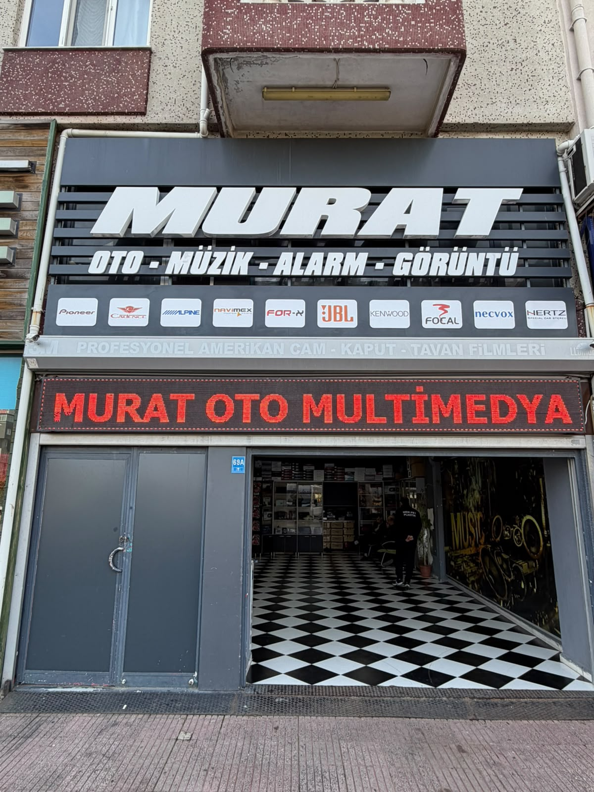 Murat Oto Müzik Ses ve Görüntü Sistemleri Çorlu mağazası dış cephesi, tabelası ve girişi